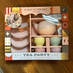 FAO Schwarz Ceramic Tea Party Set